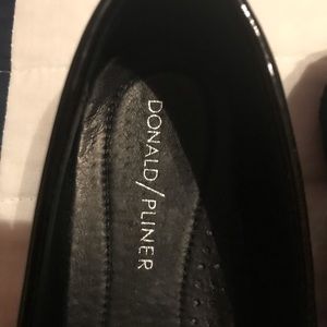 Donald /Pliner  black suede and leather loafers
